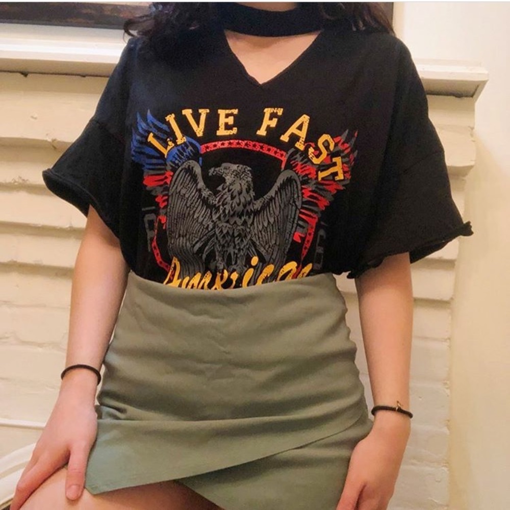 SHEIN “Live Fast American” shirt- attached choker